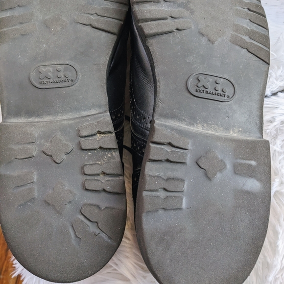 Allen Edmonds Black Leather Tate Wingtip Loafer Dress Shoes - Picture 6 of 7